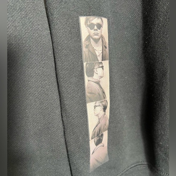 New UNIQLO KAWS x Andy Warhol Men's Black Cotton‎ Crew Neck Sweatshirt hoodie M - Picture 4 of 6